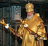 Патриарший Местоблюститель совершил всенощное бдение в Успенском кафедральном соборе Смоленска