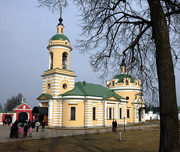 Святейший Патриарх Кирилл совершил в Борисо-Глебском Аносином женском монастыре утреню Великой среды
