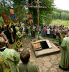 Крестный ход к источнику преподобного Иринарха Затворника в Ярославской епархии