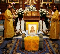 Святогорской лавре переданы мощи и личные вещи святителя Иоанна Шанхайского