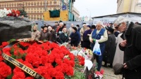 Во многих российских городах прошли митинги и молебны в память о жертвах репрессий