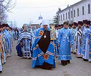 Первый в Донецкой области женский монастырь отметил престольный праздник