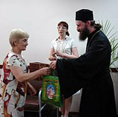 Лучшие киоскеры 'Роспечати' по распространению изданий Саратовской епархии получили награды