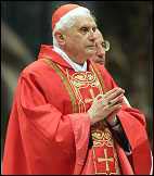 Папа Бенедикт XVI 'серьезно задумывается' о том, чтобы приостановить процесс канонизации папы Пия XII