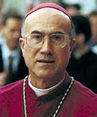Кардинал Бертоне призвал к международному сотрудничеству в деле разрешения иракского кризиса