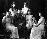 Согласно рассекреченным архивным материалам, британская разведка планировала освободить из-под ареста Николая II и его семью