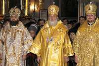 Митрополит Кирилл возглавил Божественную литургию в смоленском Успенском соборе