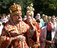 Епископ Бронницкий возглавил Божественную литургию в день престольного праздника храма святых Бориса и Глеба в Зюзино