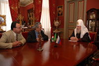 Святейший Патриарх Алексий встретился с Послом Палестинской автономии в России