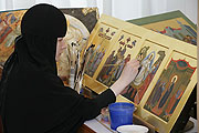 Иконы, написанные уральскими монахинями, будут представлены на главной выставке Союза художников России