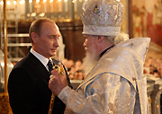 Владимир Путин поздравил Патриарха Московского и всея Руси Алексия II со Светлым Христовым Воскресением