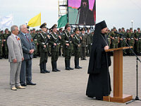 В поселке Прохоровка архиепископ Белгородский Иоанн принял участие в торжествах по случаю 66-ой годовщины Курской битвы