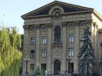 Парламент Армении принял поправки в закон «О свободе совести и религиозных организациях»