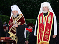 Предстоятели Украинской и Финляндской Православных Церквей молитвенно помянули павших воинов