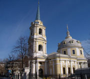 В праздник Обрезания Господня в московских храмах состоялись архиерейские богослужения