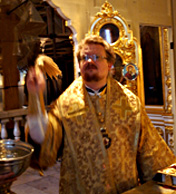Епископ Бронницкий Игнатий освятил после реставрации алтарь Софии Премудрости Божией в храме Рождества Иоанна Предтечи на Пресне