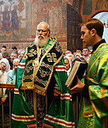 В канун праздника Святой Троицы Предстоятель Русской Церкви совершил богослужения в Троице-Сергиевой лавре