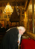 Богослужения в Успенском Патриаршем соборе по случаю 90-летия восстановления Патриаршества в Русской Православной Церкви