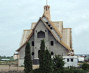 На месте лагеря военнопленных в Латвии возводится православный храм