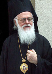 Предстоятель Русской Церкви поздравил Блаженнейшего Архиепископа Тиранского и всея Албании Анастасия с 80-летием со дня рождения