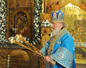 В праздник Казанской иконы Божией Матери Предстоятель Русской Церкви совершил Божественную литургию в Казанском соборе на Красной площади