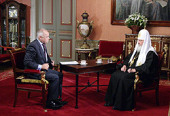 Святейший Патриарх Кирилл дал интервью телепрограмме «Национальный интерес»