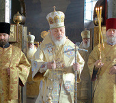 Святейший Патриарх Кирилл поздравил митрополита Киевского Владимира с днем рождения