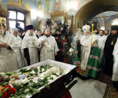 Святейший Патриарх Кирилл совершил литию у гроба священника Даниила Сысоева