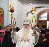 Митрополит Филарет возглавил праздничные Рождественские богослужения в Минске и Свято-Успенском Жировичском монастыре