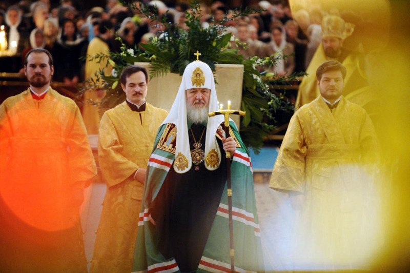Божественная литургия в день первой годовщины интронизации Святейшего Патриарха Московского и всея Руси Кирилла