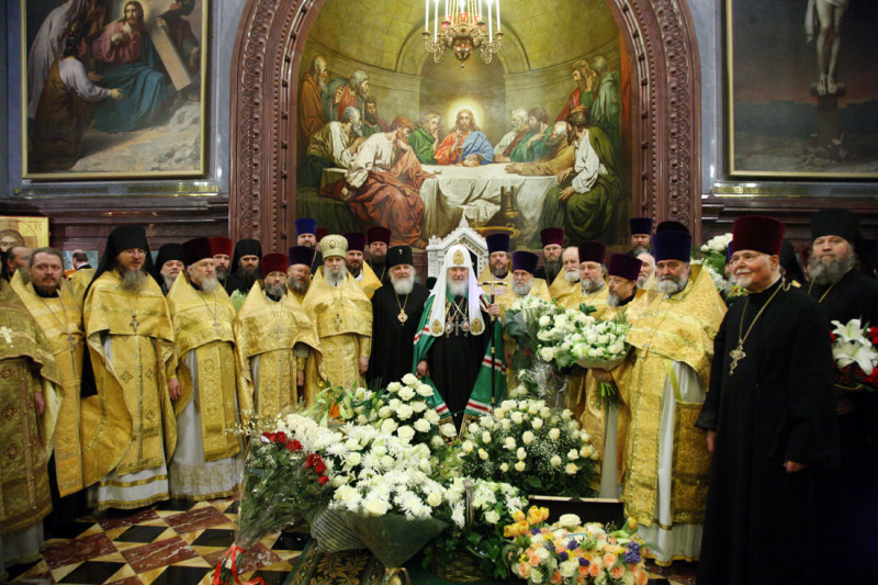 Божественная литургия в день первой годовщины интронизации Святейшего Патриарха Московского и всея Руси Кирилла