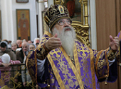 В неделю Торжества Православия Патриарший экзарх всея Беларуси возглавил Божественную литургию в кафедральном соборе Минска