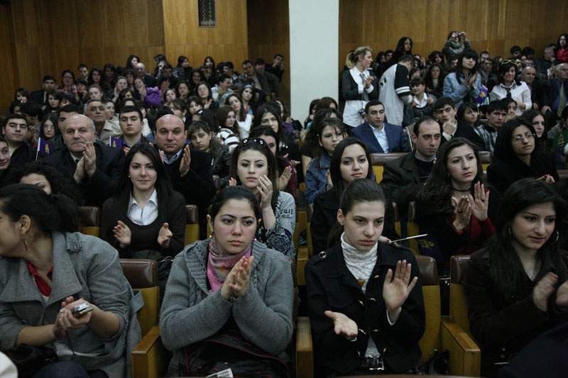 Патриарший визит в Армению. День третий. Посещение Ереванского государственного университета.