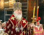 Святейший Патриарх Кирилл поздравил бездомных с праздником Светлого Христова Воскресения