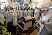 Состоялось отпевание и погребение епископа Якутского и Ленского Зосимы