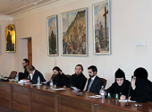 В Общецерковной аспирантуре состоялась конференция, посвященная истории монастырей и монашества Русской Православной Церкви