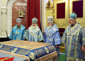 В канун праздника Успения Пресвятой Богородицы Святейший Патриарх Кирилл совершил всенощное бдение в Храме Христа Спасителя