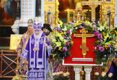 В праздник Воздвижения Креста Господня Святейший Патриарх Кирилл совершил Божественную литургию в Храме Христа Спасителя