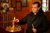 Святейший Патриарх Кирилл поздравил Президента России Д.А. Медведева с днем памяти святого Димитрия Солунского