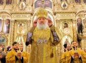 В канун дня памяти святителя Николая Чудотворца Святейший Патриарх Кирилл совершил всенощное бдение в Богоявленском кафедральном соборе