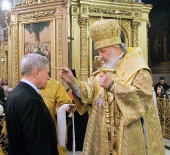 В канун дня памяти святителя Николая Чудотворца Святейший Патриарх Кирилл совершил всенощное бдение в Богоявленском кафедральном соборе