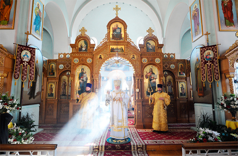 Божественная литургия в Свято-Иоанновском женском монастыре на Карповке