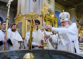 В праздник Крещения Господня Святейший Патриарх Кирилл и Блаженнейший Митрополит Иона совершили Божественную литургию в Богоявленском кафедральном соборе