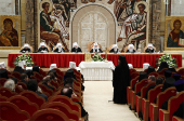 В Храме Христа Спасителя впервые проходит пленум Межсоборного присутствия Русской Православной Церкви