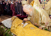 Блаженнейший митрополит Киевский Владимир молитвенно почтил память святителя Феодосия Черниговского