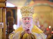 В Прощеное воскресенье Святейший Патриарх Кирилл совершил Божественную литургию в Свято-Никольском храме в Покровском