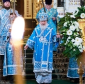 Напередодні свята Благовіщення Пресвятої Богородиці Святіший Патріарх Кирил звершив всеношну у Храмі Христа Спасителя