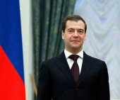 Президент России Д.А. Медведев поздравил верующих с праздником Пасхи