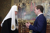 Поздравление Президента России Д.А. Медведева Святейшему Патриарху Кириллу с днем тезоименитства