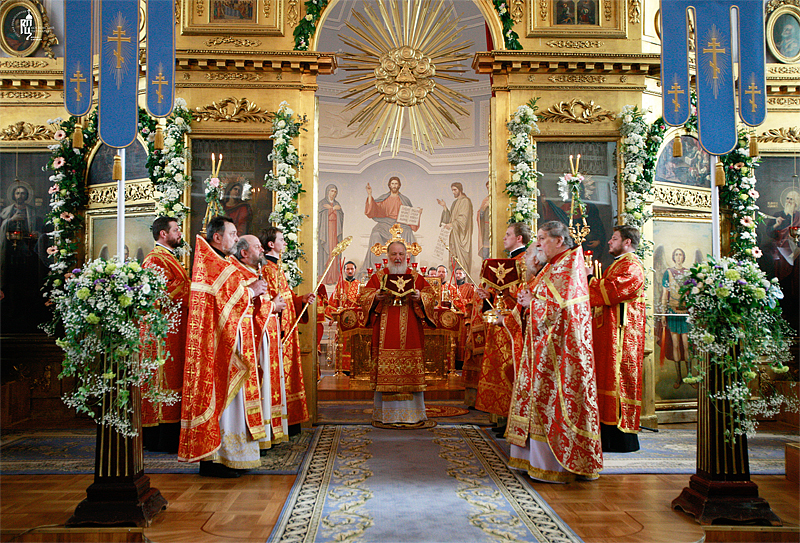 Патриарший визит в Санкт-Петербургскую епархию. Божественная литургия в воссозданном храме Санкт-Петербургской духовной академии